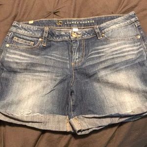 🌷Cute jean shorts!🌷